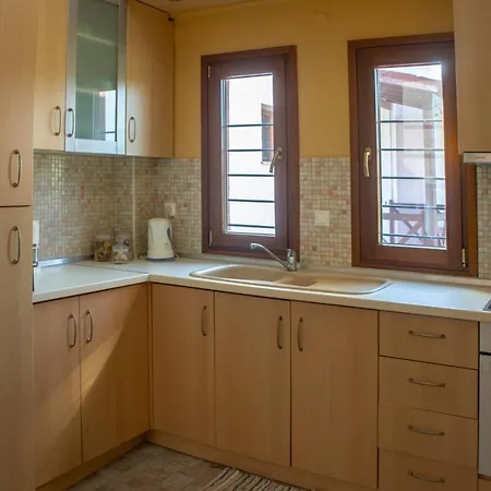 Seaview Maisonette