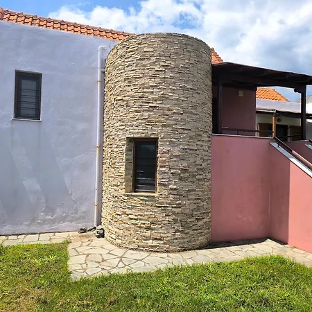 בית נופש Seaview Maisonette לריסוס
